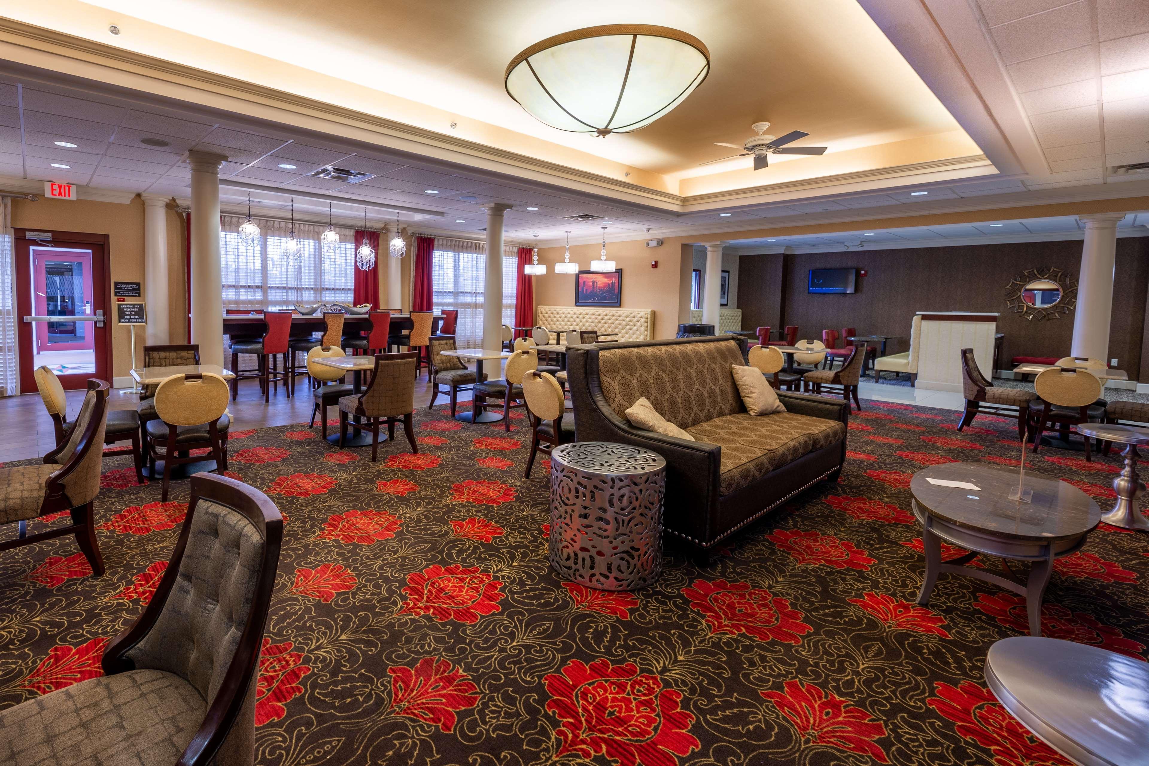 Hampton Duluth Hotel 3*